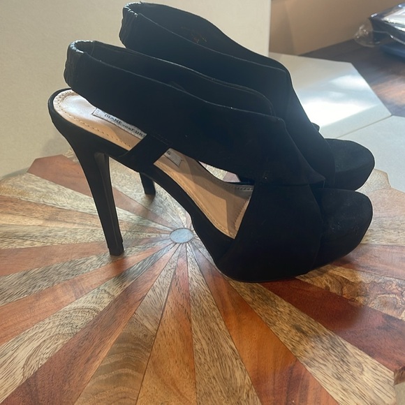 Diane Von Furstenberg Black suede Platform Heeled Sandals size 7 1/2 - Picture 4 of 11